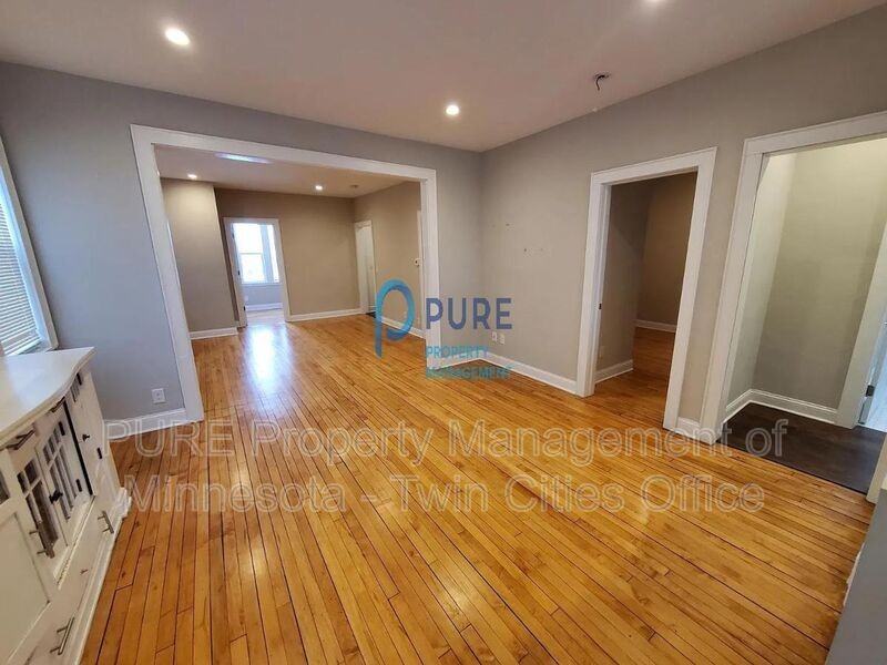 18 W 33rd St #18-1 - Photo 2 of 9