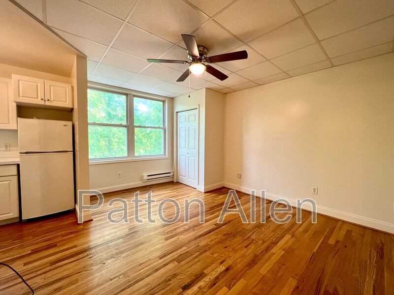 43 Ravenscroft Dr #3 - Photo 3 of 16