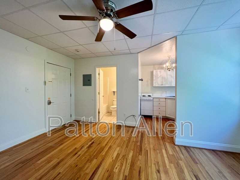 43 Ravenscroft Dr #3 - Photo 5 of 16