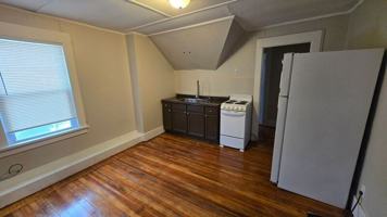 featured image of 345 Melville St #4