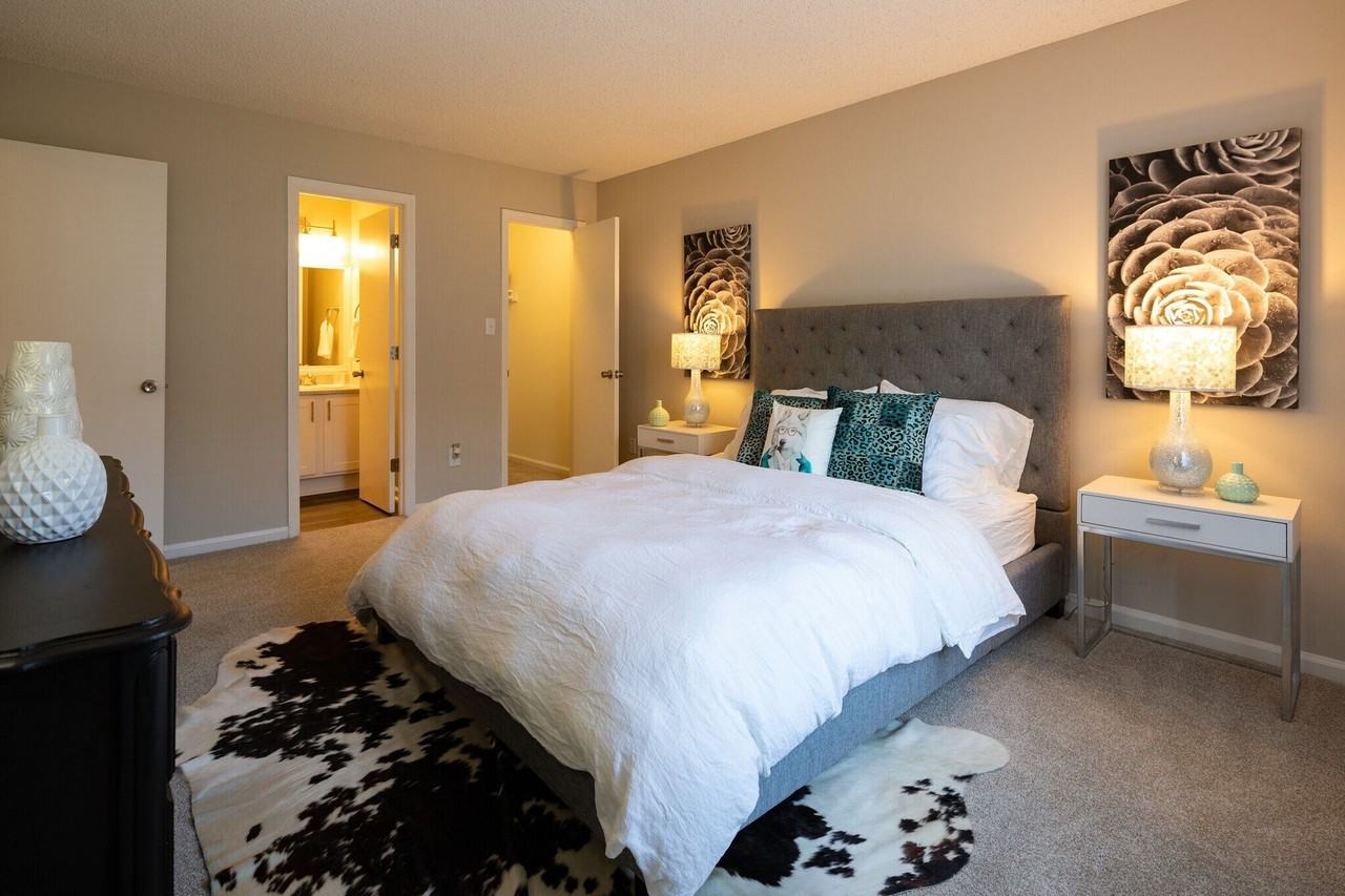 Ivy Commons - Photo 4 of 50