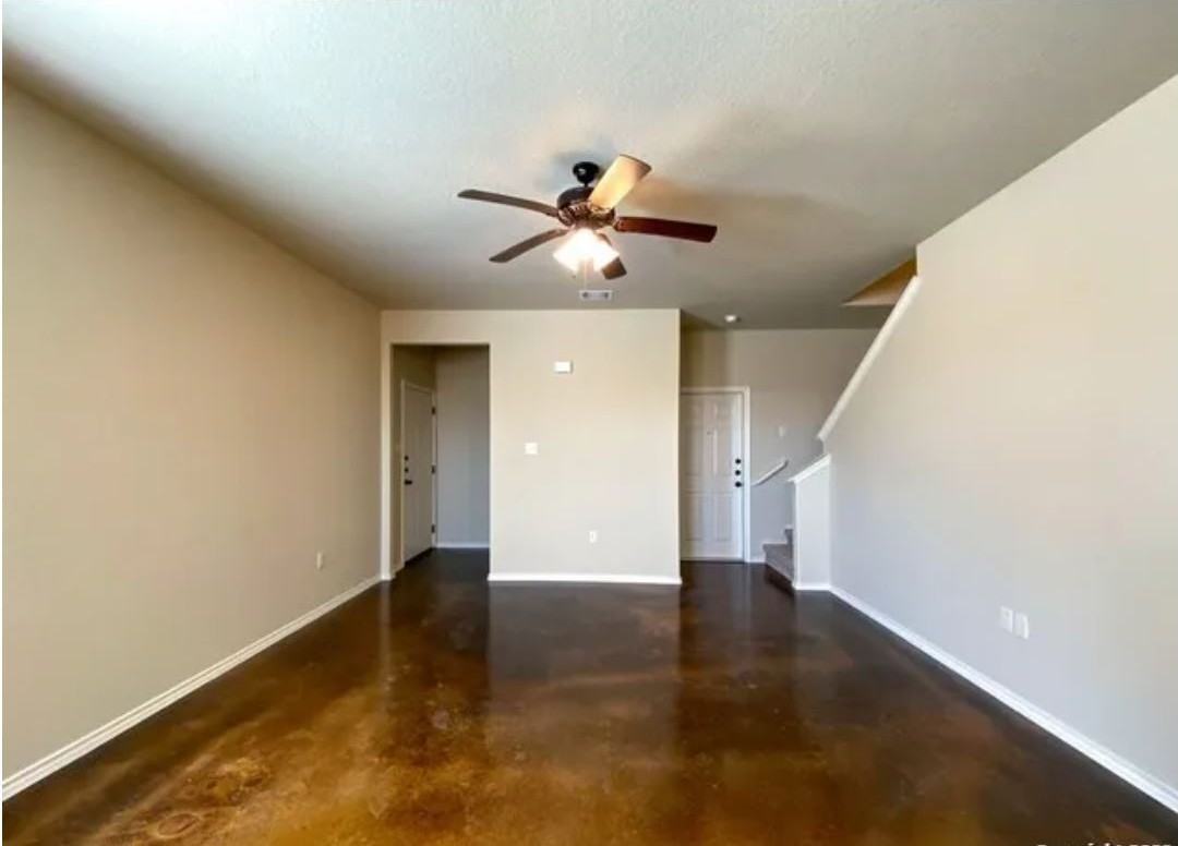 Haylee Grace Place 3419 - Photo 2 of 31