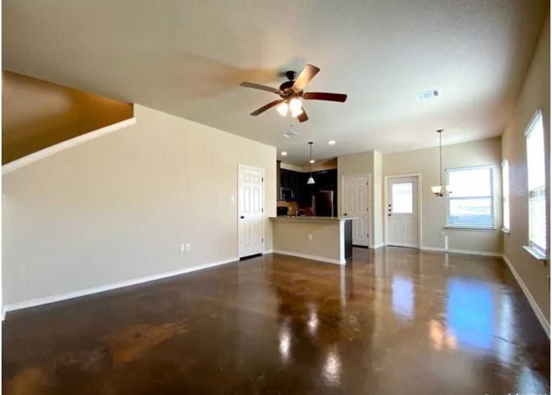 Haylee Grace Place 3419 - Photo 3 of 31