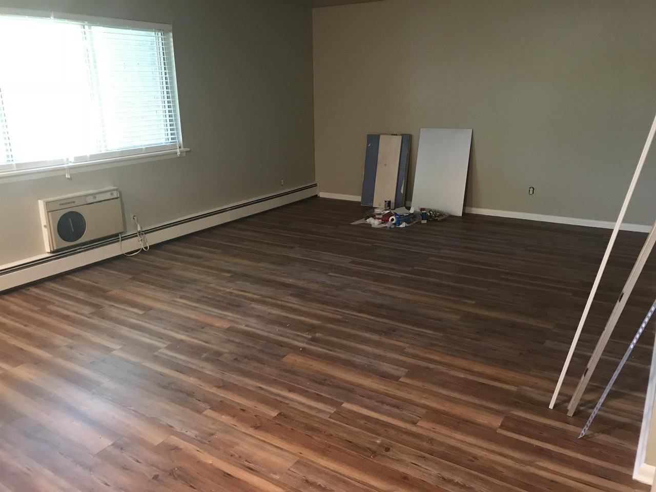 1122 E Russell Ave - Photo 5 of 11