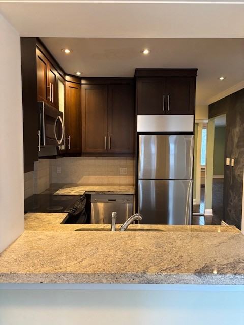 10 Ferndale Avenue - Photo 2 of 10