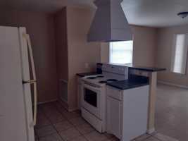 featured image of 3009 Daffodil Ave