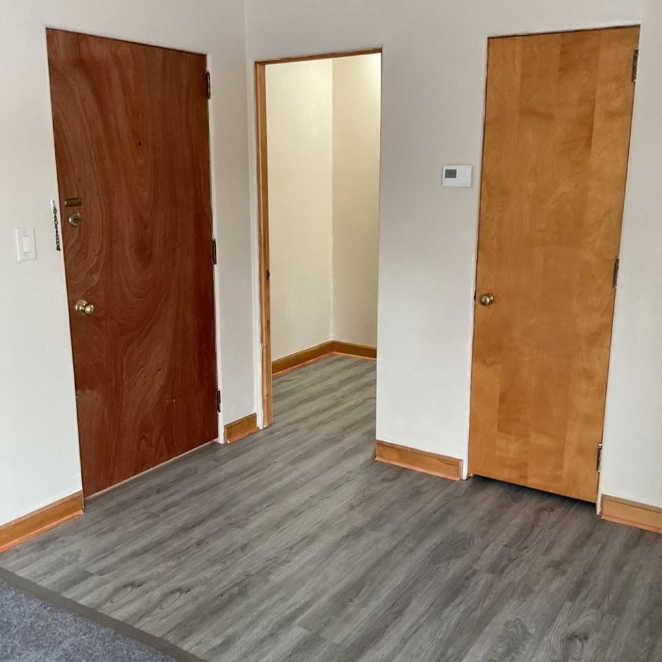 Sundquist Apartments - Photo 4 of 20