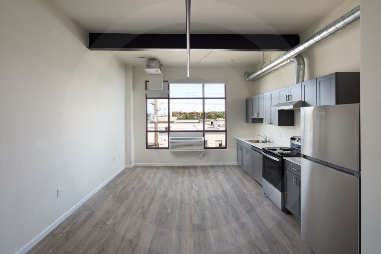 The Malt House Apartment Homes - Photo 4 of 34