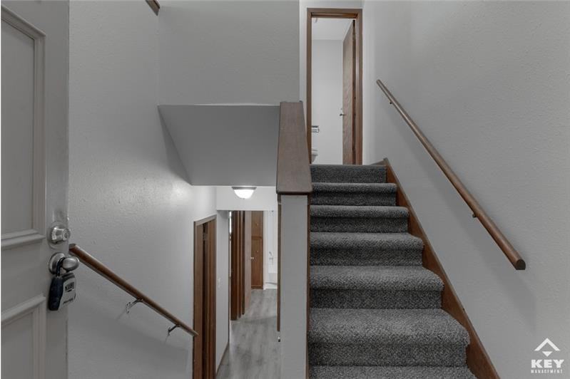 3053 S Brandywine St - Photo 2 of 16