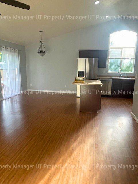 292 Winchester Dr #MAIN - Photo 2 of 8