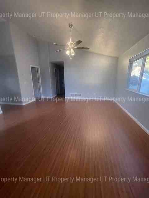 292 Winchester Dr #MAIN - Photo 5 of 8