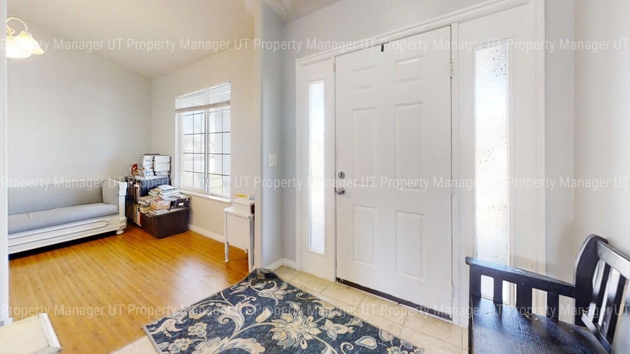 292 Winchester Dr #MAIN - Photo 6 of 8