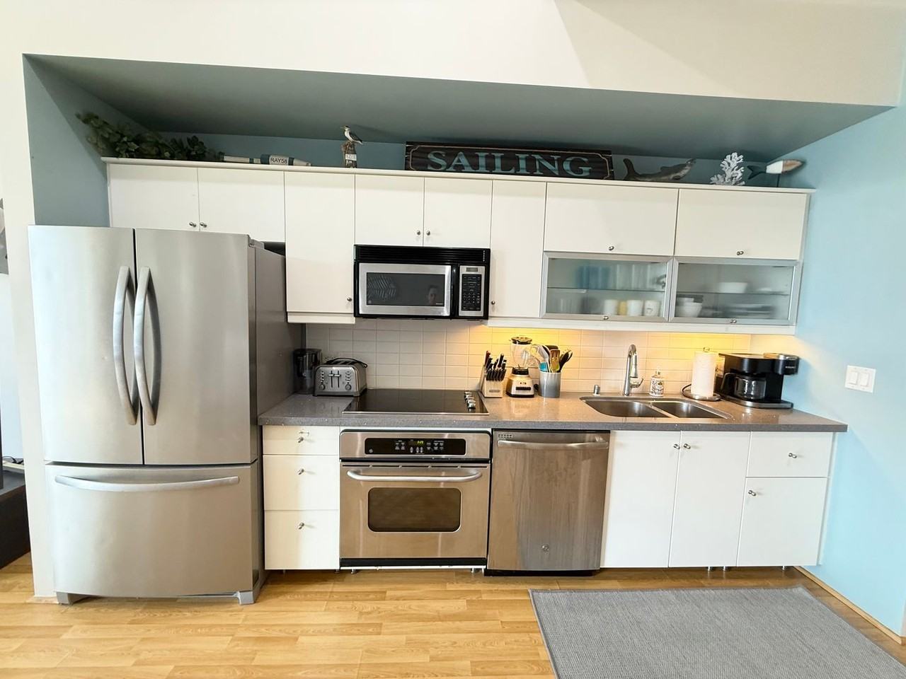 350 W Ash St #806 - Photo 4 of 16