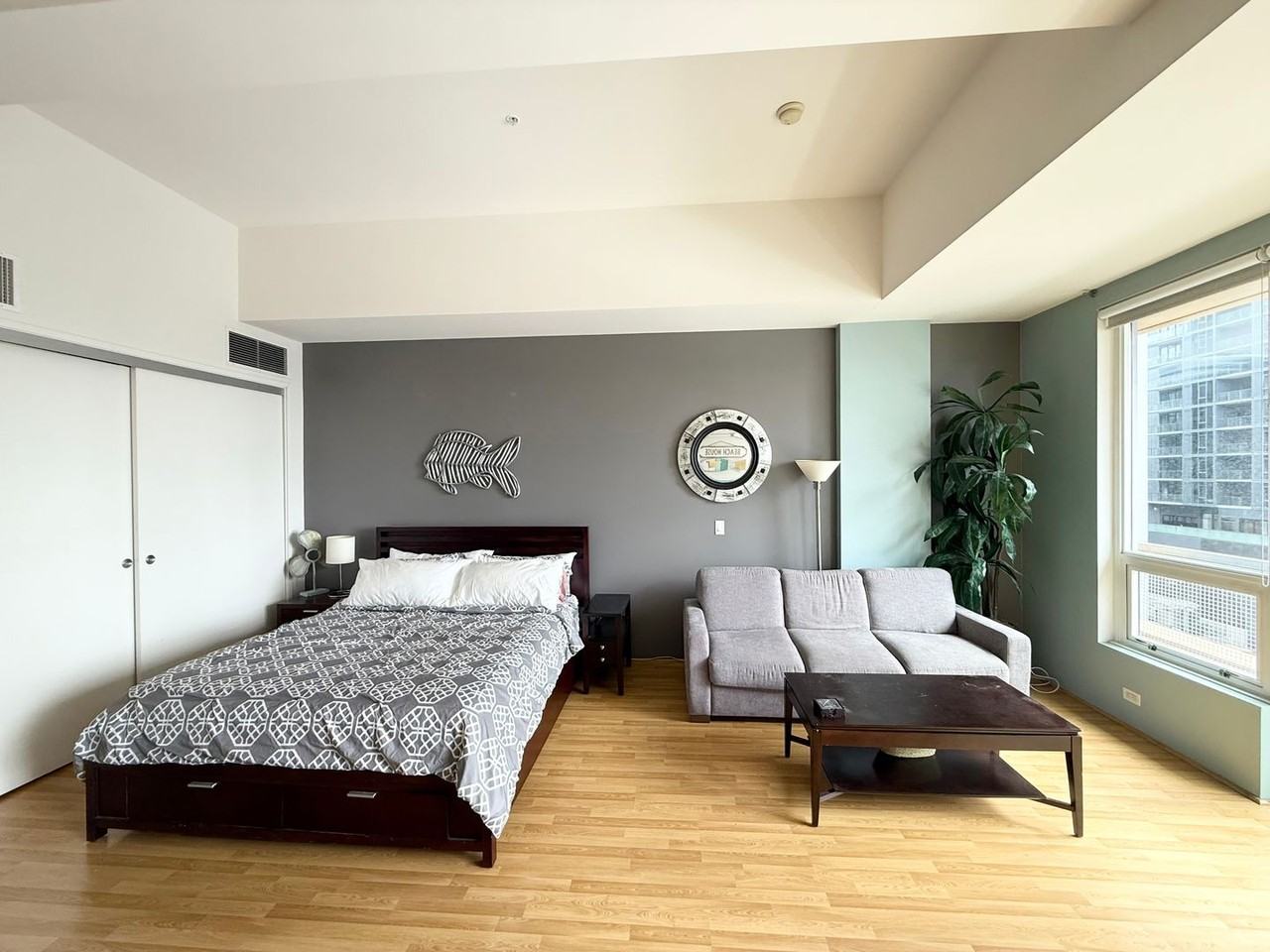 350 W Ash St #806 - Photo 5 of 16