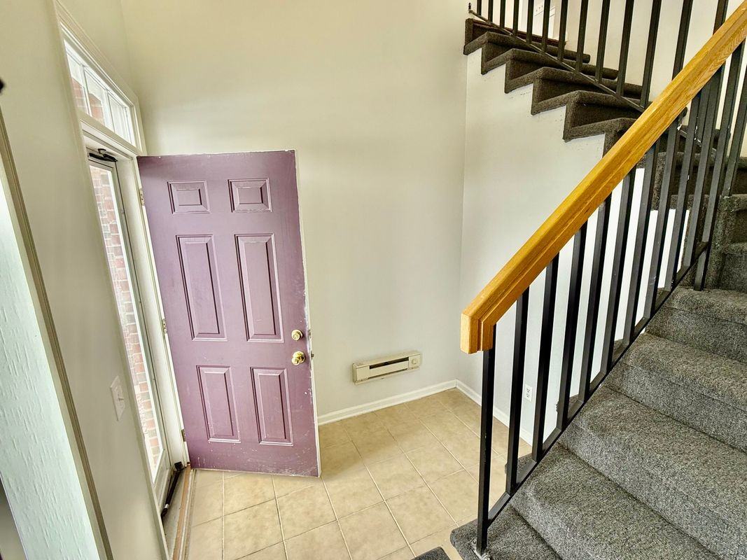 46116 Rhodes Dr - Photo 2 of 19