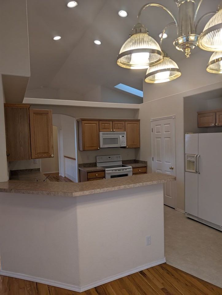7113 Appletree Loop - Photo 3 of 13