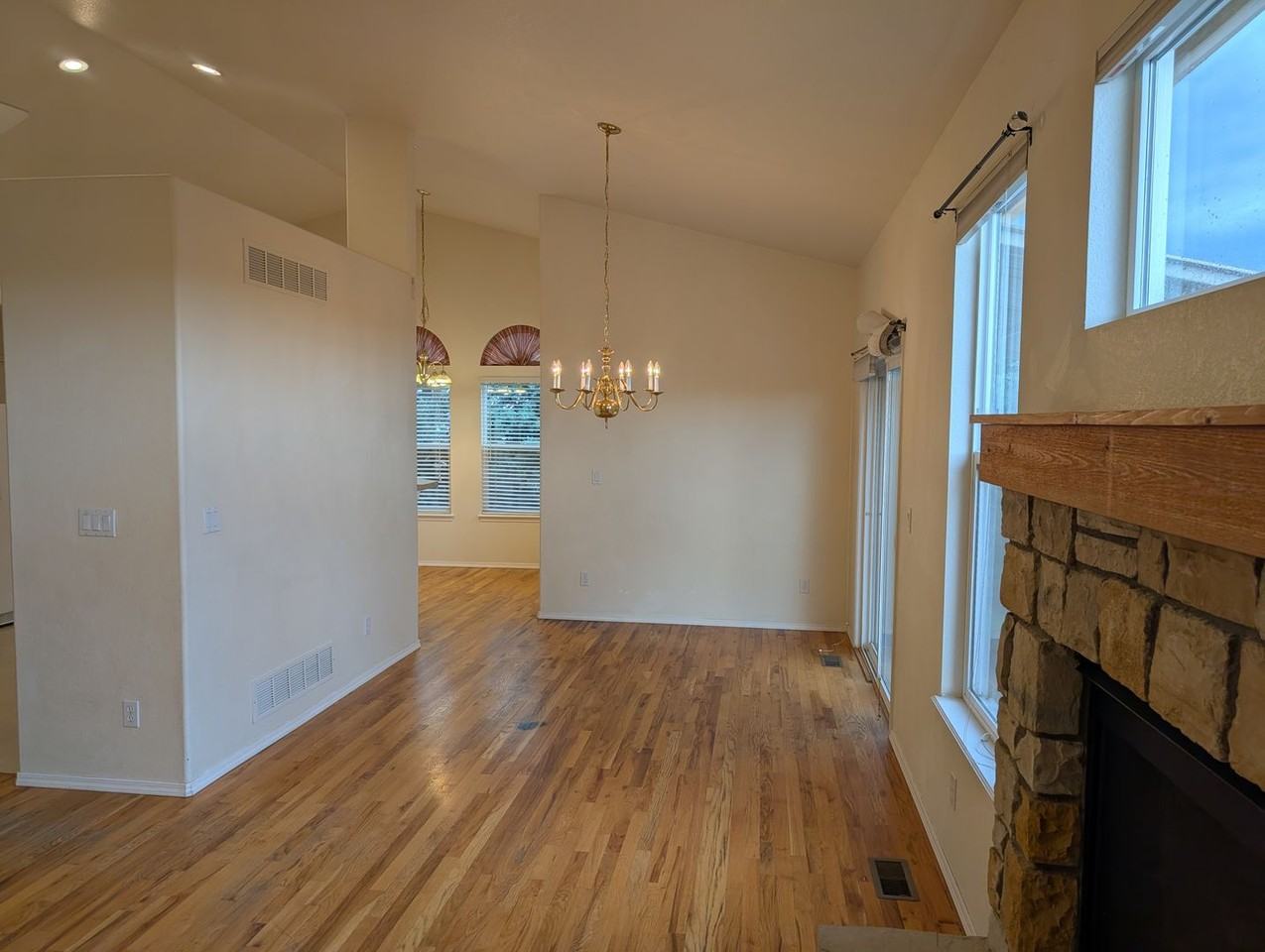 7113 Appletree Loop - Photo 5 of 13