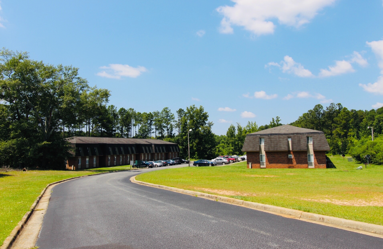 Village Apartments - Photo 6 of 16