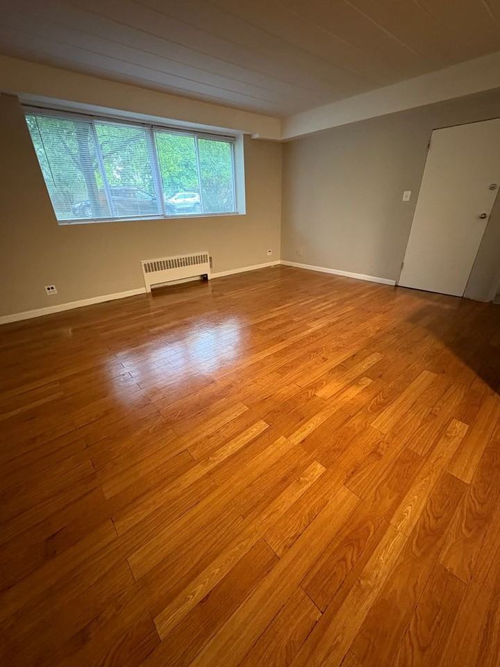 Adams St A-D-MASTER - Photo 2 of 19