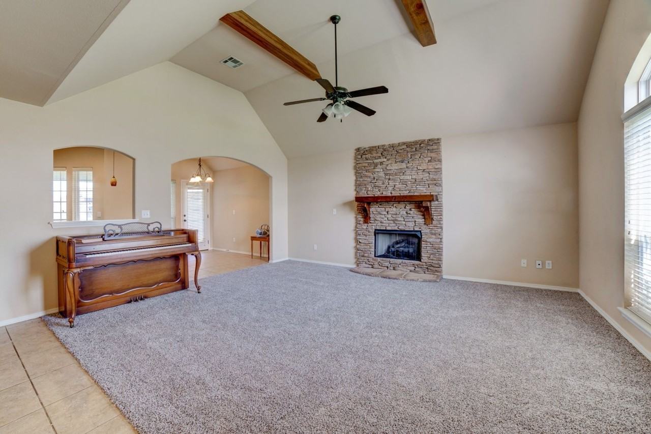 18705 E 49th Pl - Photo 4 of 27