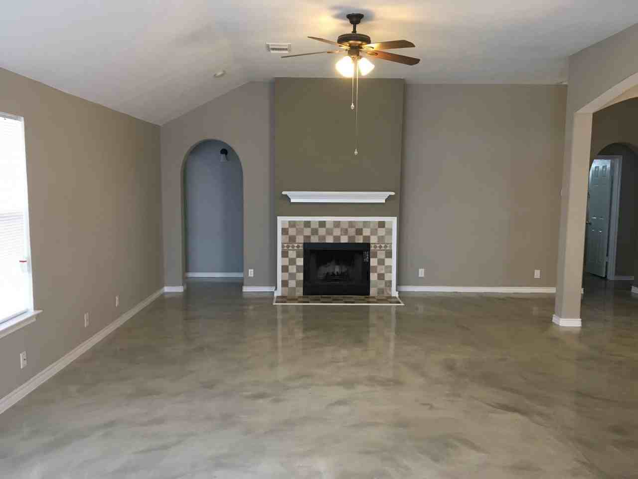 824 Cross Branch Dr - Photo 4 of 16