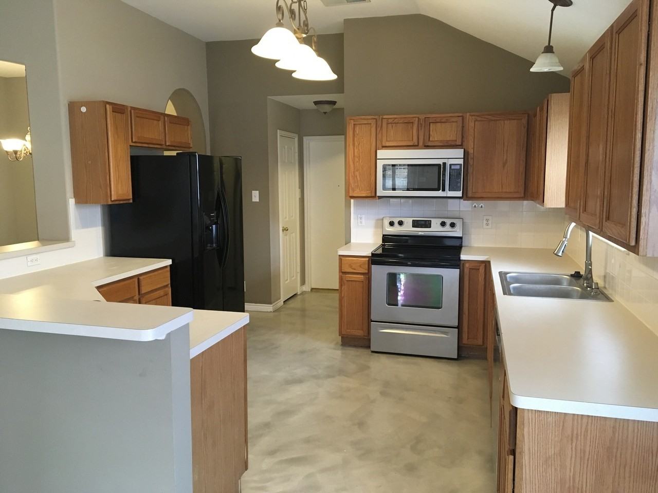824 Cross Branch Dr - Photo 6 of 16