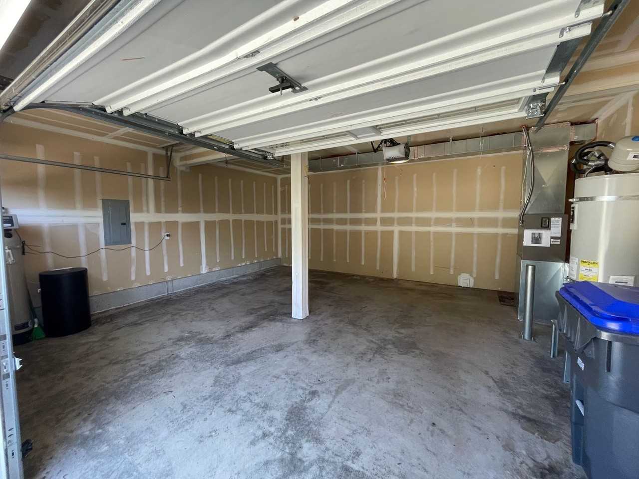 105 Ne Albion St - Photo 2 of 16