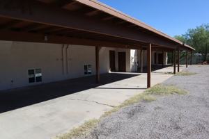 featured image of 4241 Plaza Oro Loma