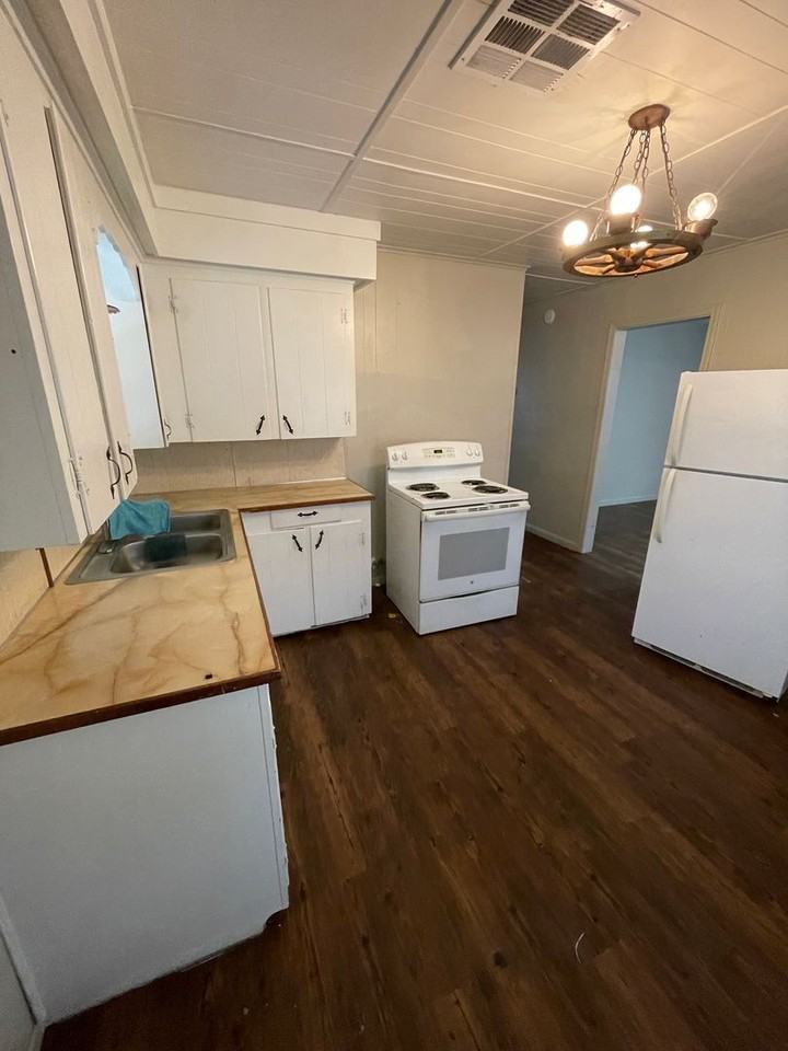 821 Garden Dr - Photo 5 of 8