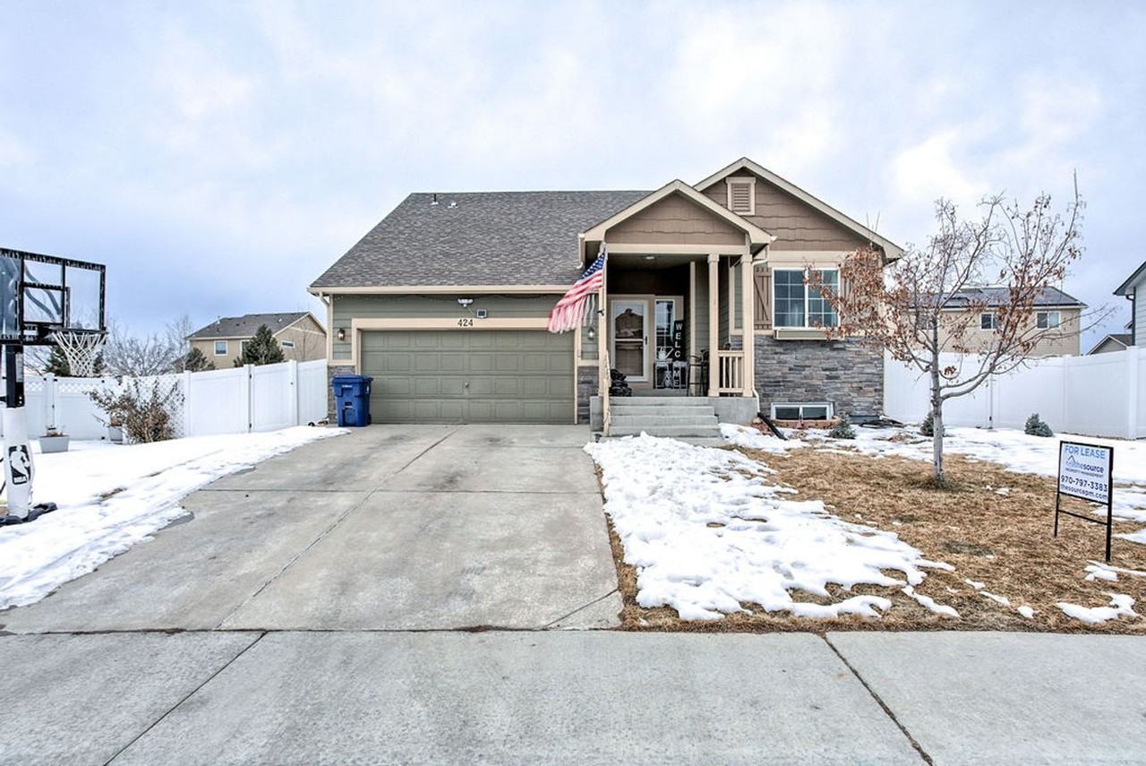 424 Juniper St - Photo 4 of 33