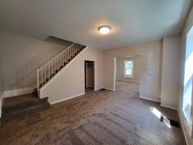 1527 Des Moines St - Photo 1 of 1