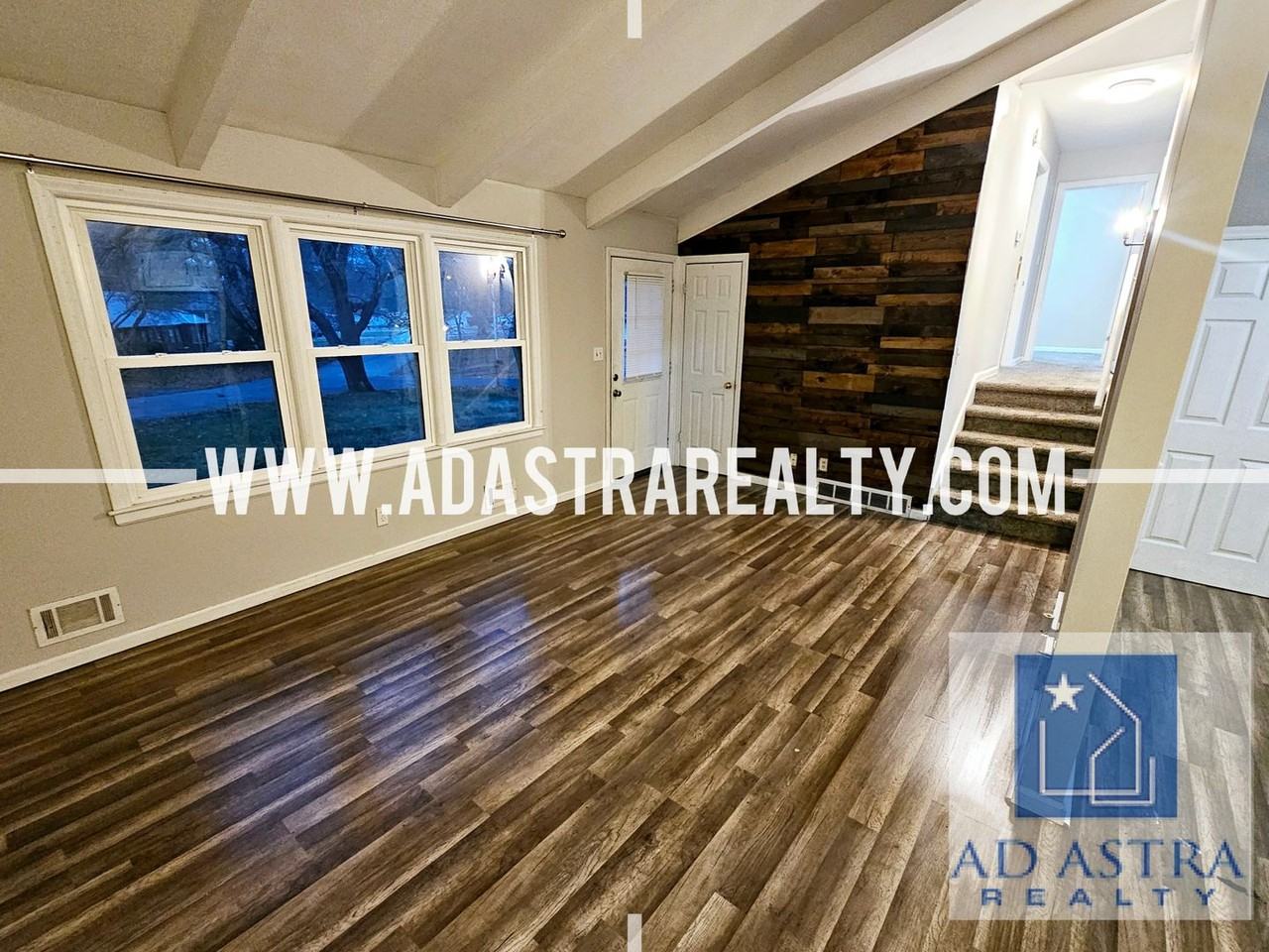7211 N Avalon St - Photo 7 of 34