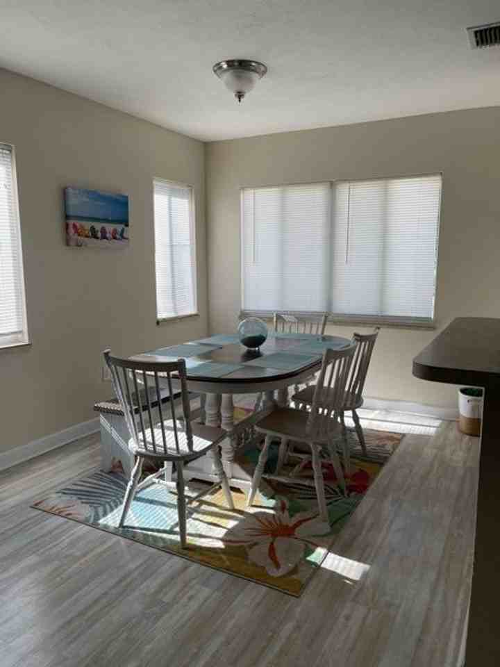 217 5th Ave - Photo 2 of 21