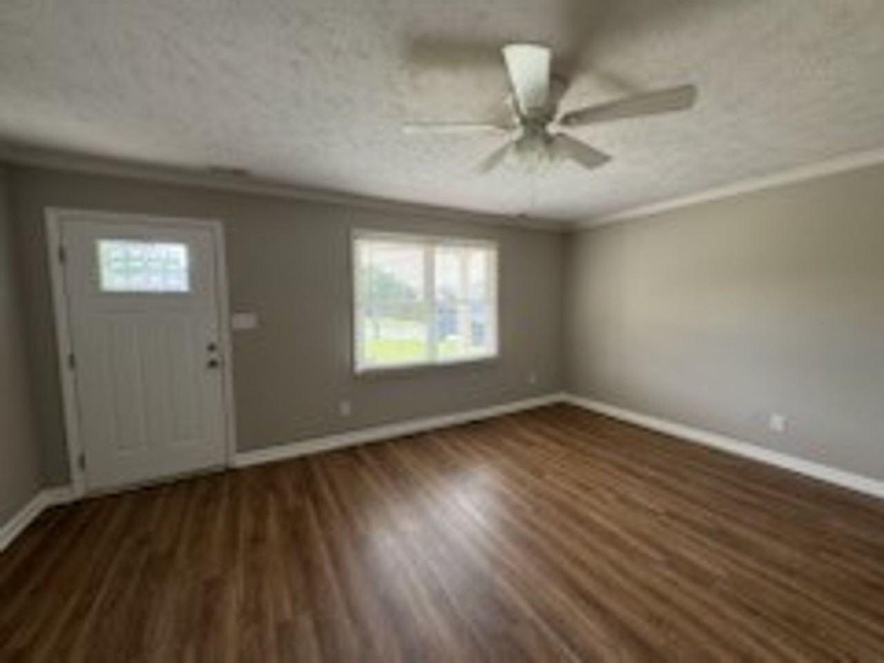 814 Egypt Rd - Photo 3 of 15