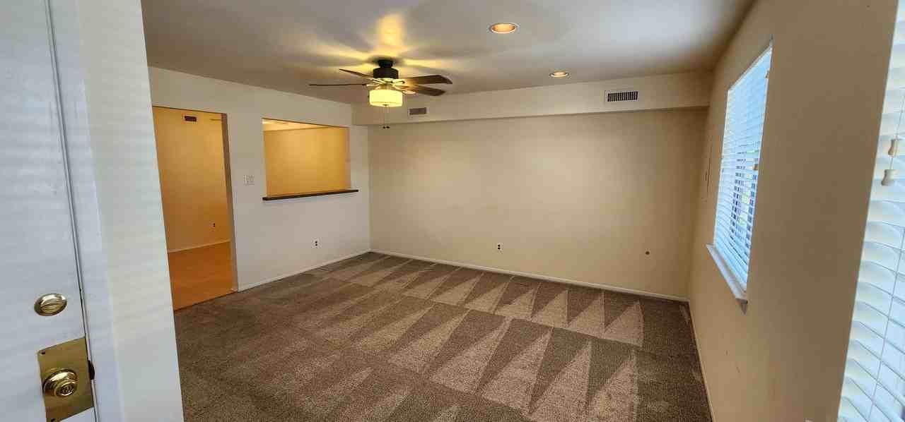 2005 Jason Dr - Photo 2 of 18