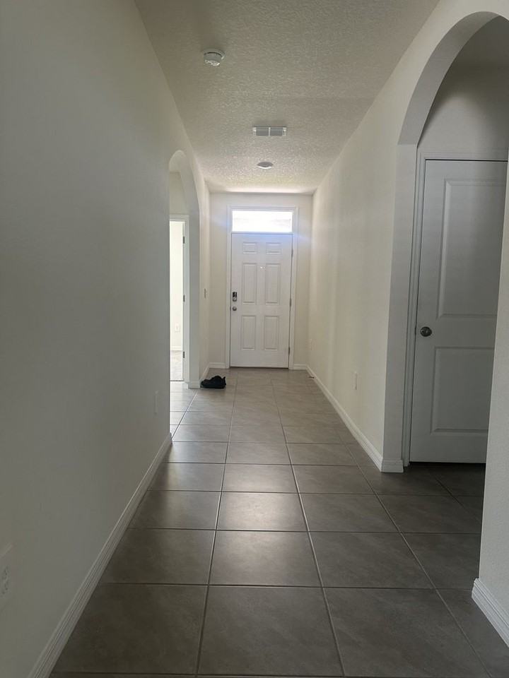 1806 Everson St - Photo 3 of 22