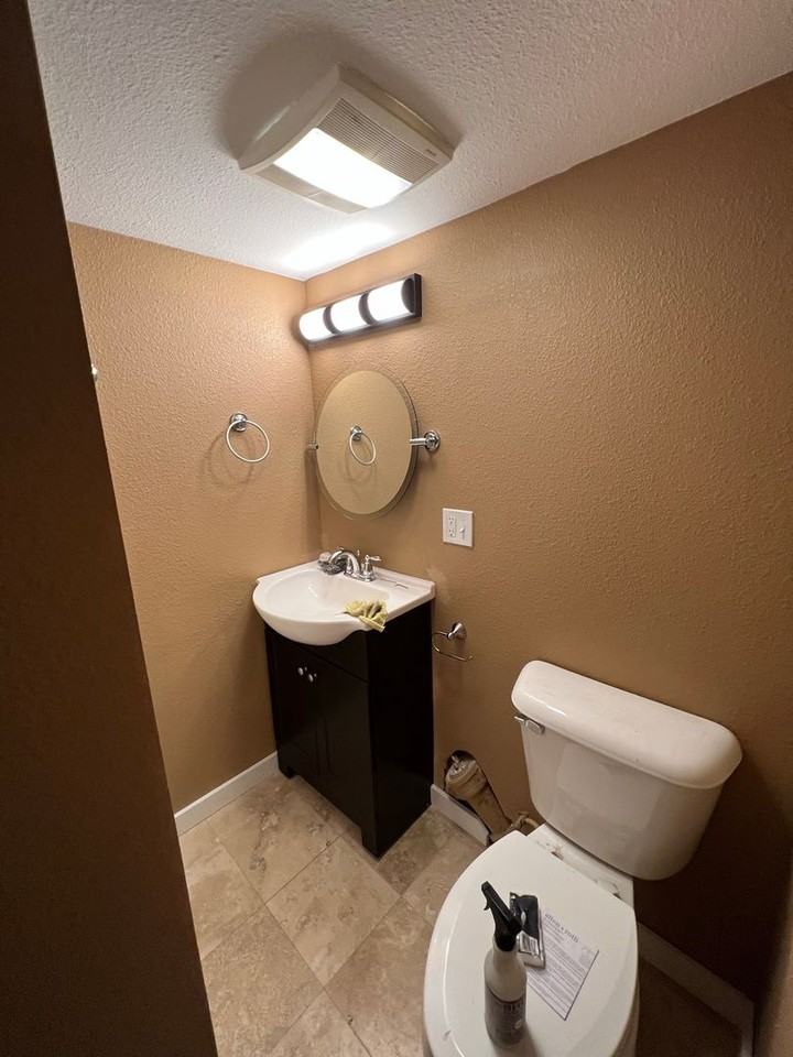 624 N 3rd St - Photo 6 of 17