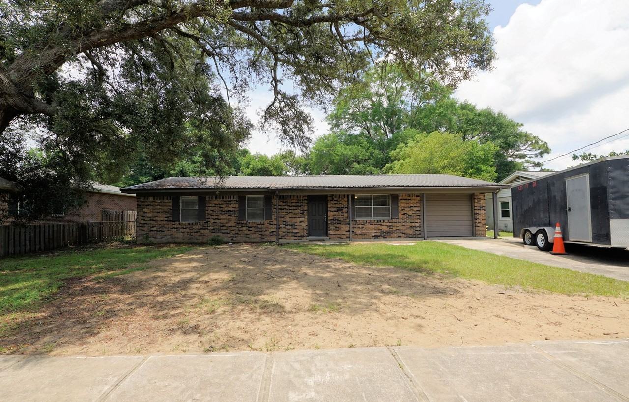 260 Glenview Ave - Photo 2 of 30