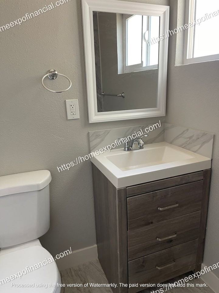 4250 N H St #A - Photo 6 of 19