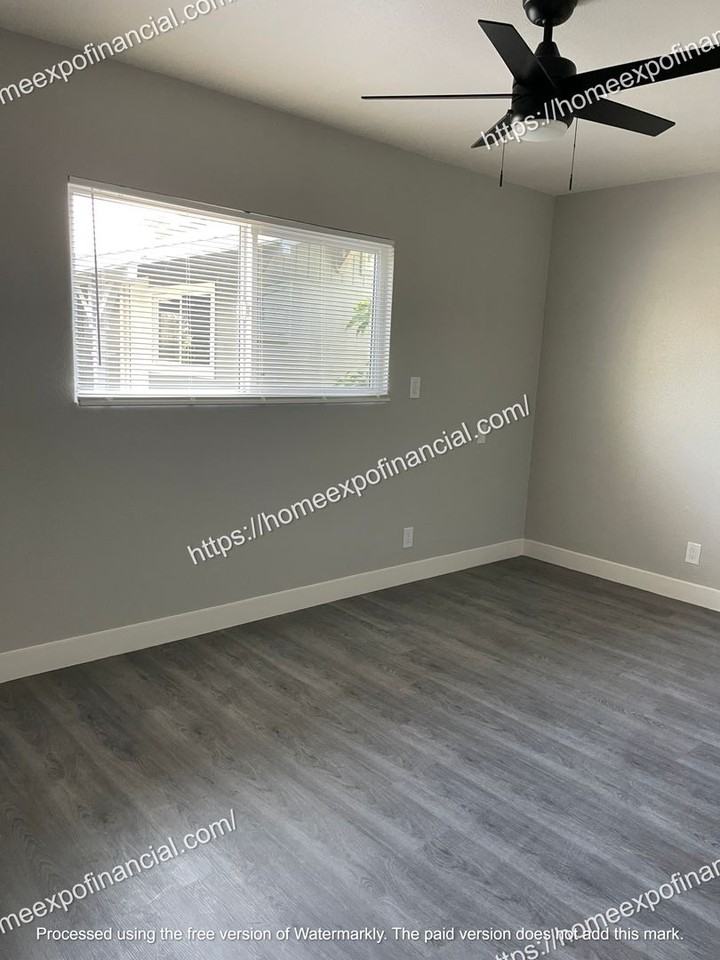 4250 N H St #A - Photo 7 of 19