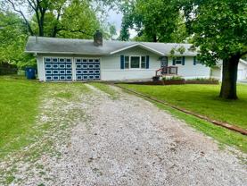 1201 E Lark St - Photo 1 of 1