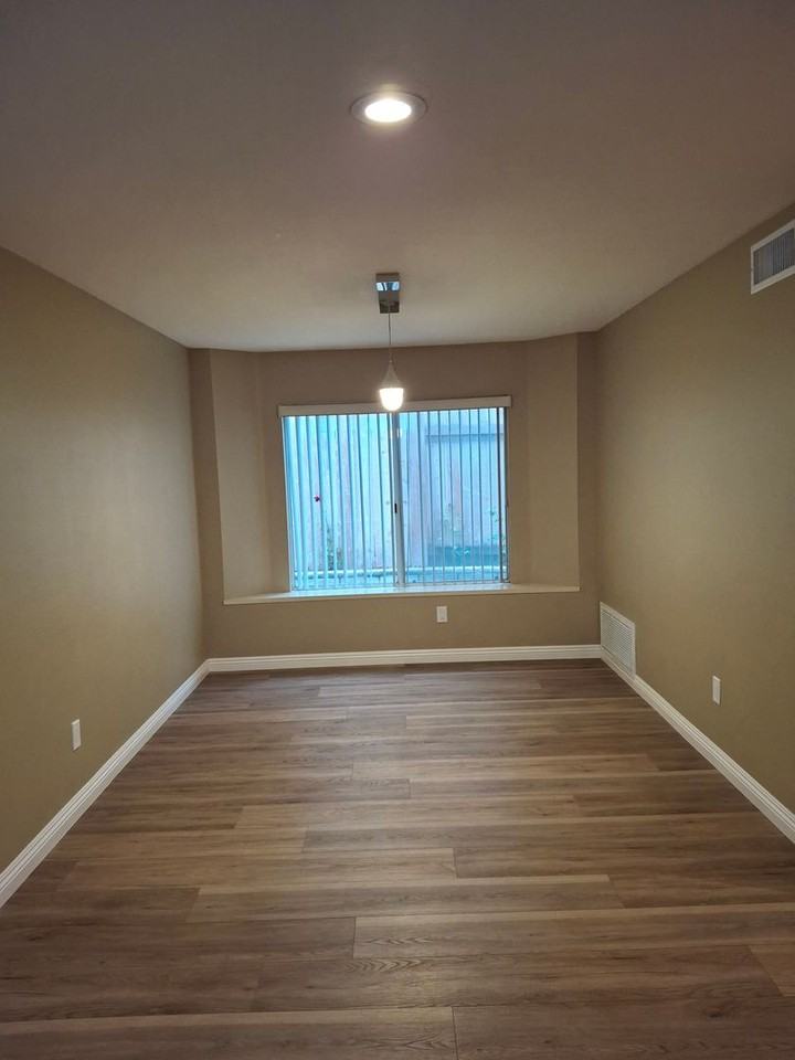 14858 Heather Glen Way - Photo 5 of 17