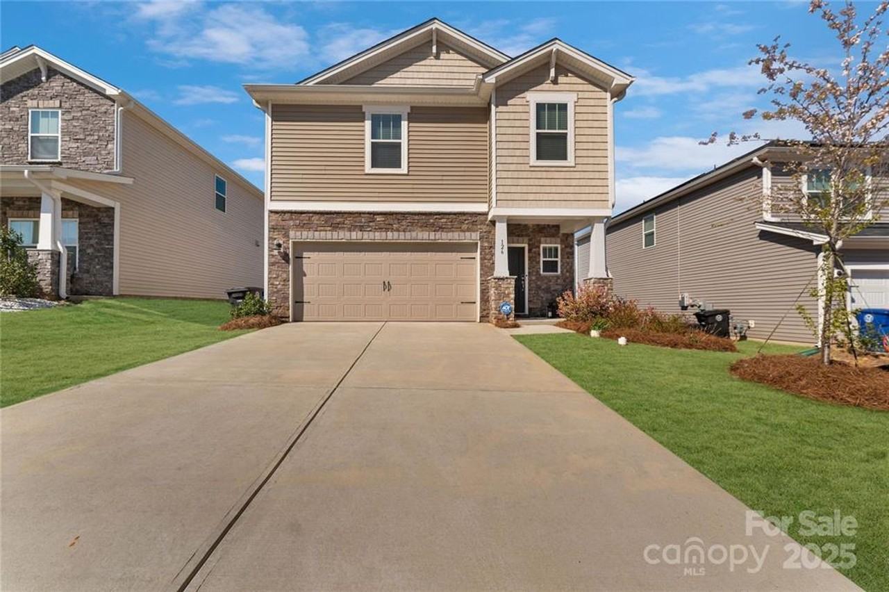 126 Johns Cardinal Dr - Photo 3 of 29