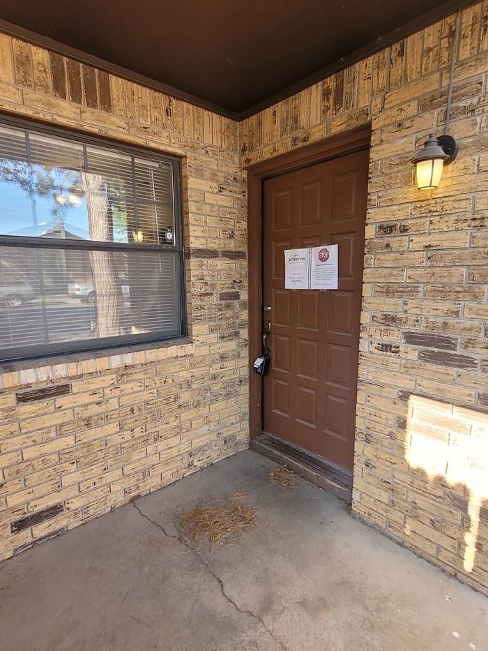 4422 Fairgate Dr - Photo 3 of 27