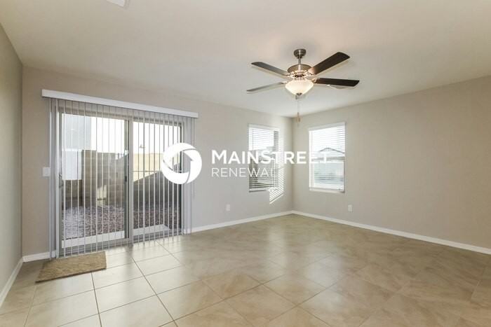 3939 3939 South 82nd Drive - Photo 3 of 16