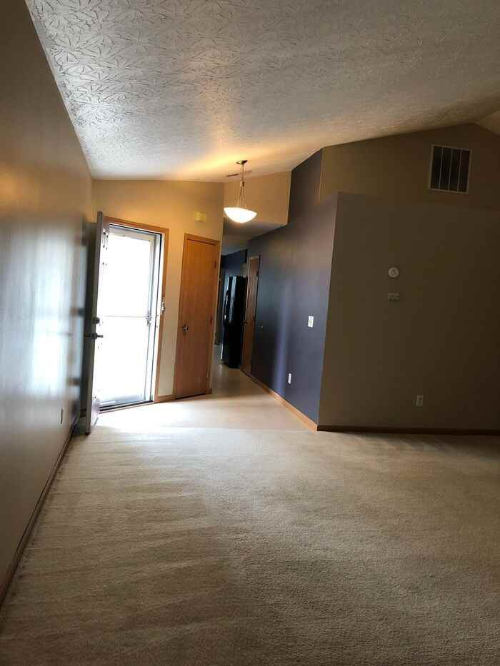 3007 Abby Way - Photo 3 of 12