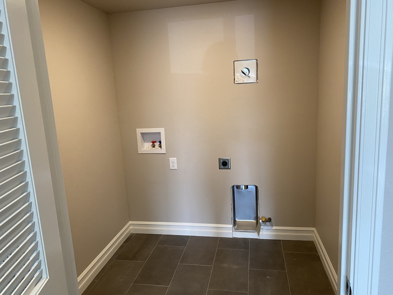 1639 Pine St #A - Photo 7 of 10