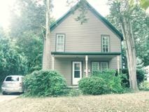 311 Plymouth Ave Ne #UPPER - Photo 1 of 1