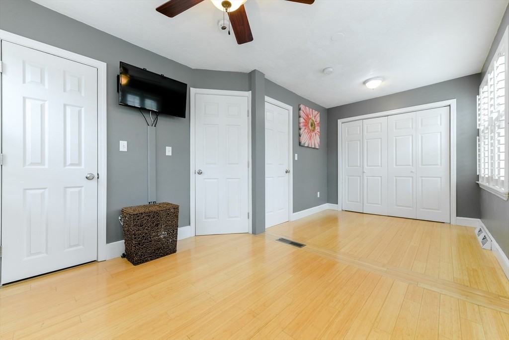 4 Spruce St #1 - Photo 3 of 14