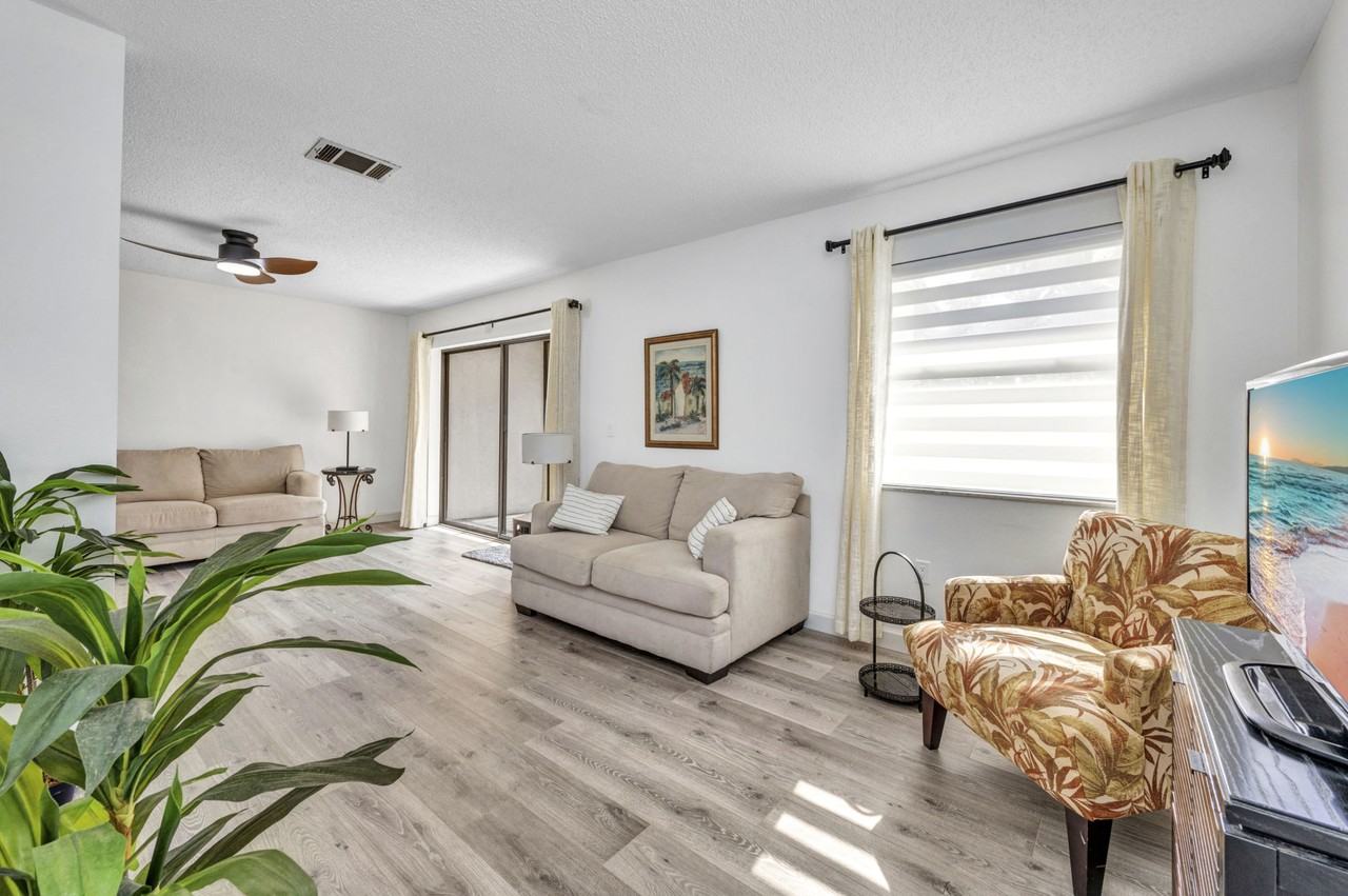 638 Bird Bay Dr E #201 - Photo 4 of 22